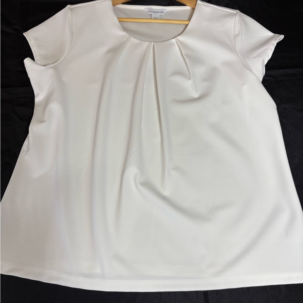 Liz Claiborne Elegant Cream Women's Blouse